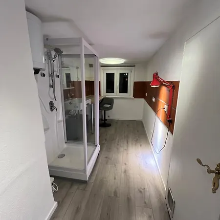 Herbergshaus Urig Fuer Urlaubsgaeste * كمبتن