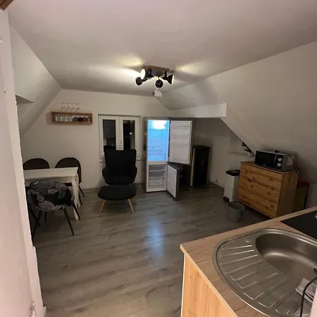 Herbergshaus Urig Fuer Urlaubsgaeste דירה *